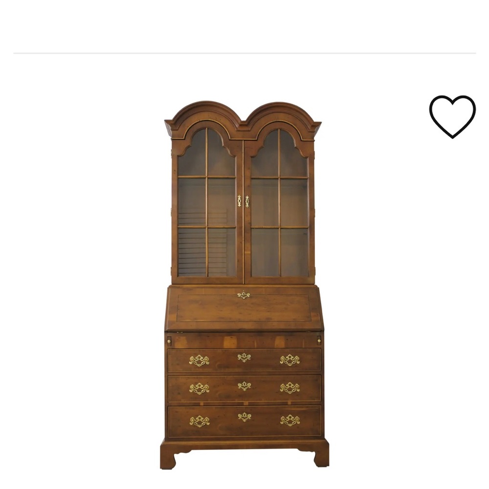 Henredon Hutch